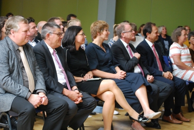 Das Bild zeigt von links Martin Schmidgall, Lutz Kretschmer, Andrea Siefert, Nicole Stockmann, Joachim Kölz, Claus Stöckle und Heike Schlegel (Fotos: EG)