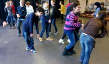 Theater Gips oder wie ich an einem einzigen Tag die Welt reparierte