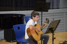 Jakob Knorr (6b), Gitarre